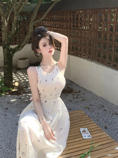 2025 retro floral suspender dress women's summer high-end vacation sleeveless backless long dress waist and thin skirt