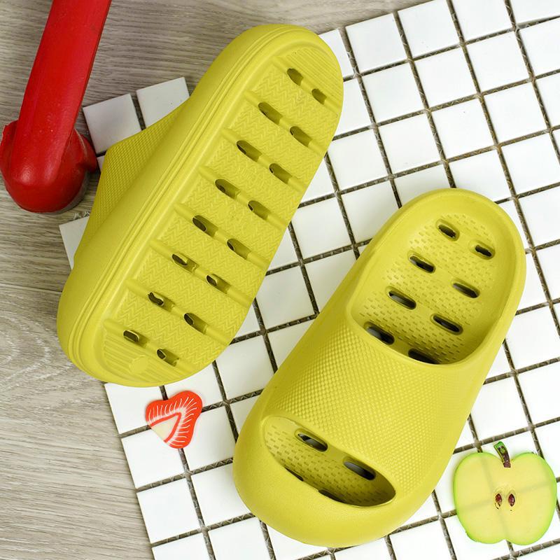 VLOVELAW Children's Slippers Summer Parent-Child Soft Bottom Non-Slip Bathroom Bath Cartoon Boys and Girls Outdoor Wear Beach Thick Bottom Non-Stinky Feet