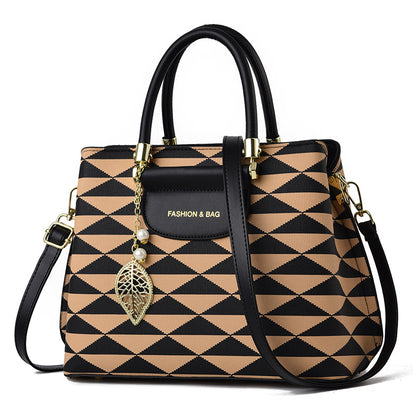VLOVELAW 2025 Women's bag new popular large-capacity handbag versatile fashion shoulder messenger bag women's bag women's one hair