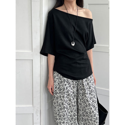 Lu Xi, lazy slanted shoulders loose short-sleeved women's summer new off-shoulder asymmetrical waist and thin T-shirt 2658