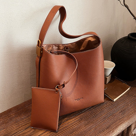 VLOVELAW 2025 Soft-faced large-capacity bag women's popular new shoulder bag simple retro high-end texture commuter messenger bucket bag