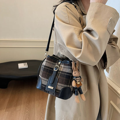 VLOVELAW 2025 This year's popular plaid bag women's popular new trend fashion niche design casual shoulder crossbody bucket bag