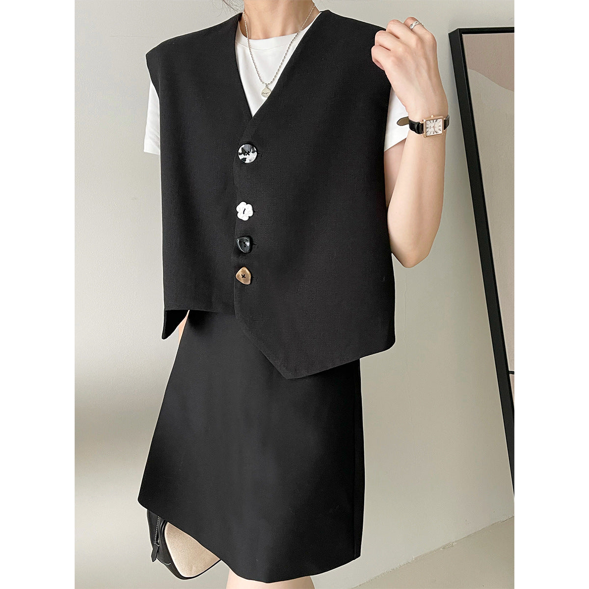 2025 Tachibana Spring Heavy Industry Women's Irregular Black Jacket Short Premium Retro Vest 8882-2