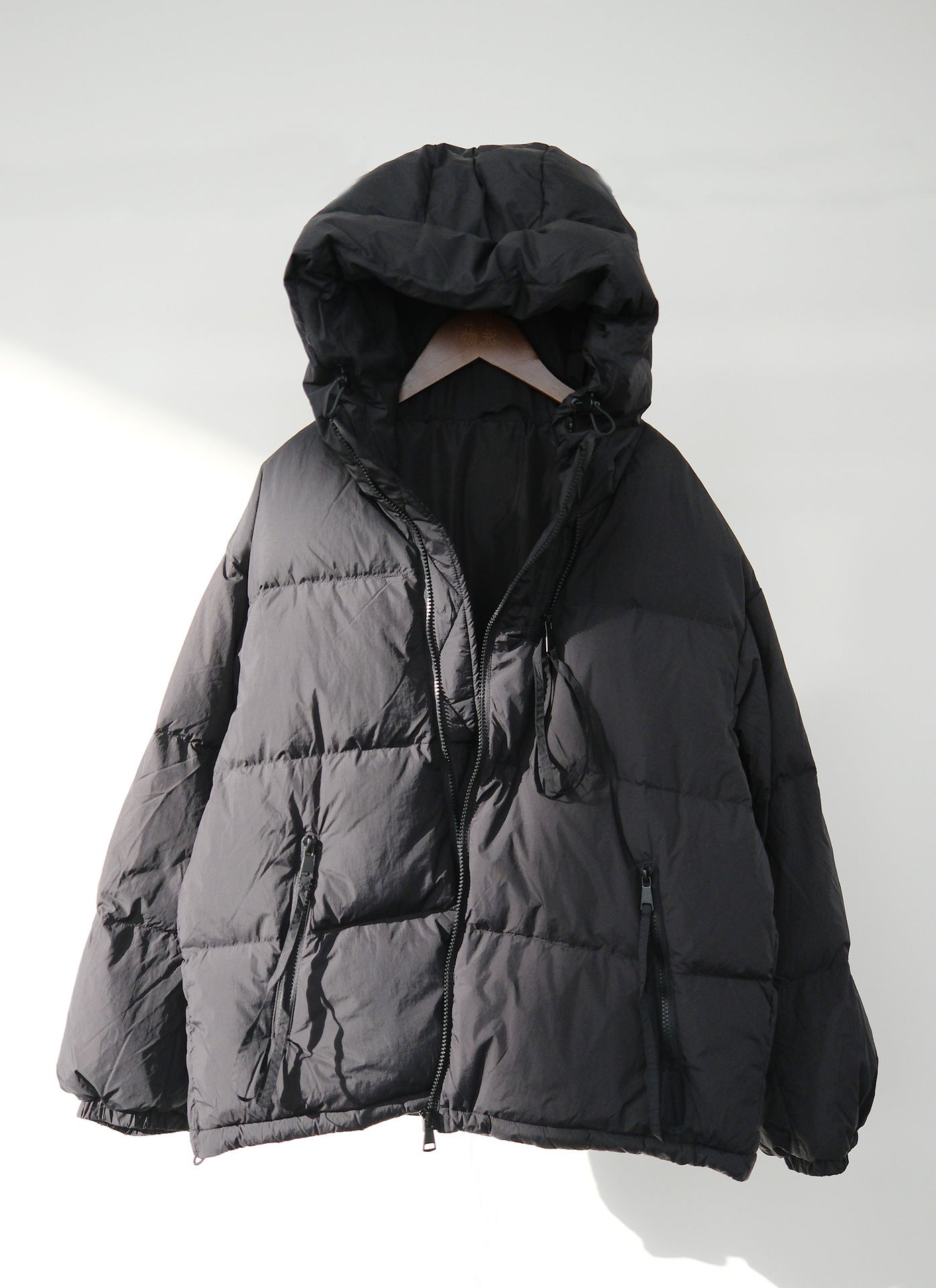 Winter light sports hooded thickened down jacket literary and leisure Hong Kong style warm clouds white duck down jacket W22399