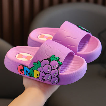 VLOVELAW Summer Girls Children's Slippers Middle and Big Children Boys Indoor Non Slip Outdoor Strawberry Princess Cute Cartoon Children's Slippers