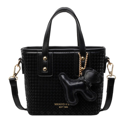 VLOVELAW 2025 Handheld small bag women's popular new trendy versatile shoulder messenger bag Korean version niche design fashionable bucket bag