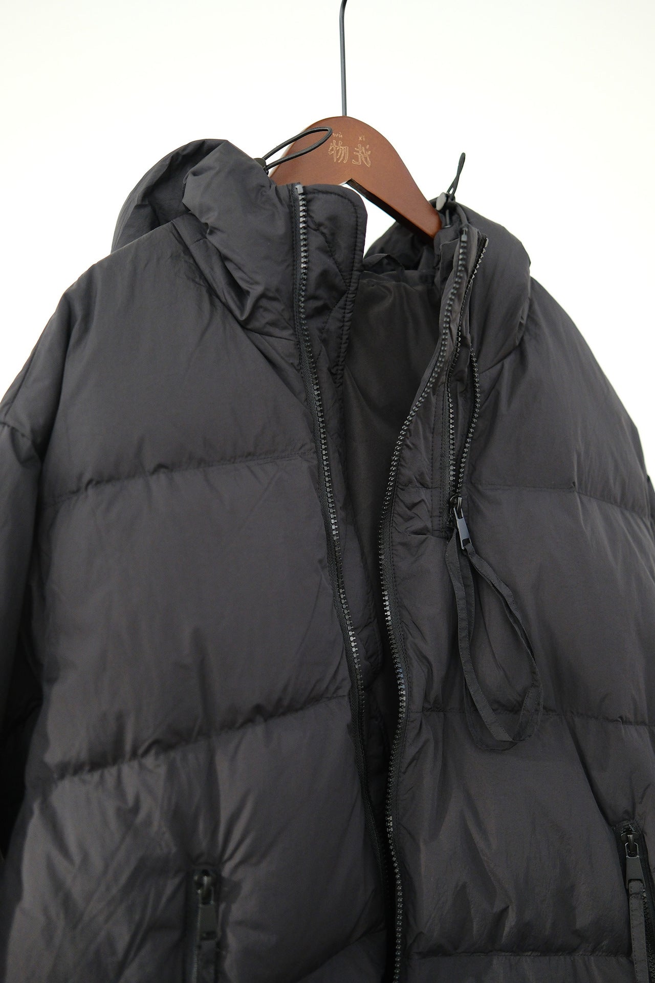Winter light sports hooded thickened down jacket literary and leisure Hong Kong style warm clouds white duck down jacket W22399