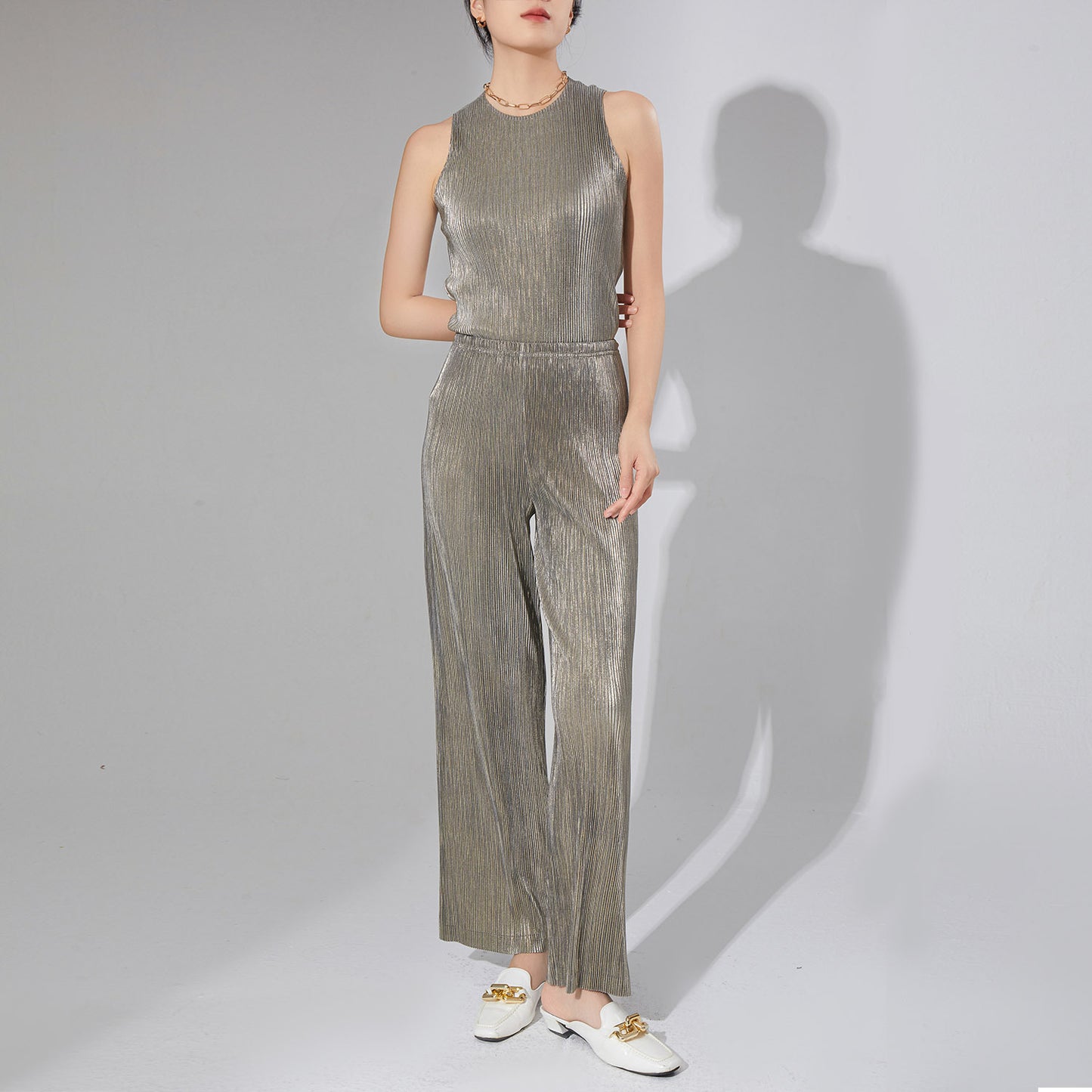 2025 women's clothing premium pleated two-piece set metal niche chic T-shirt top drape casual pants set