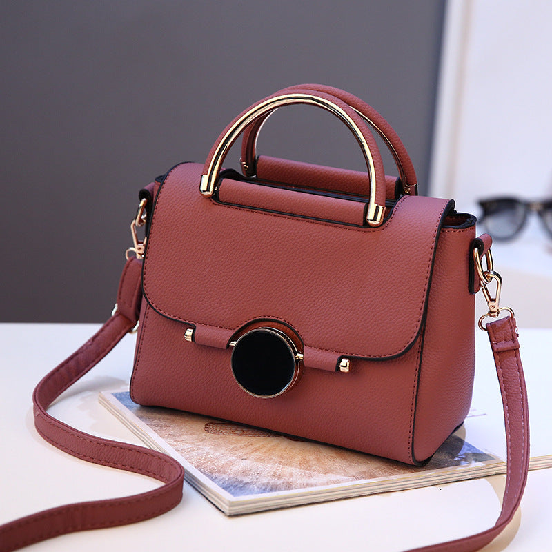 VLOVELAW Small Bag for Women 2022 New Korean Style Shoulder Messenger Bag for Women Versatile Handbag Fashion Women's Small Square Bag Generation