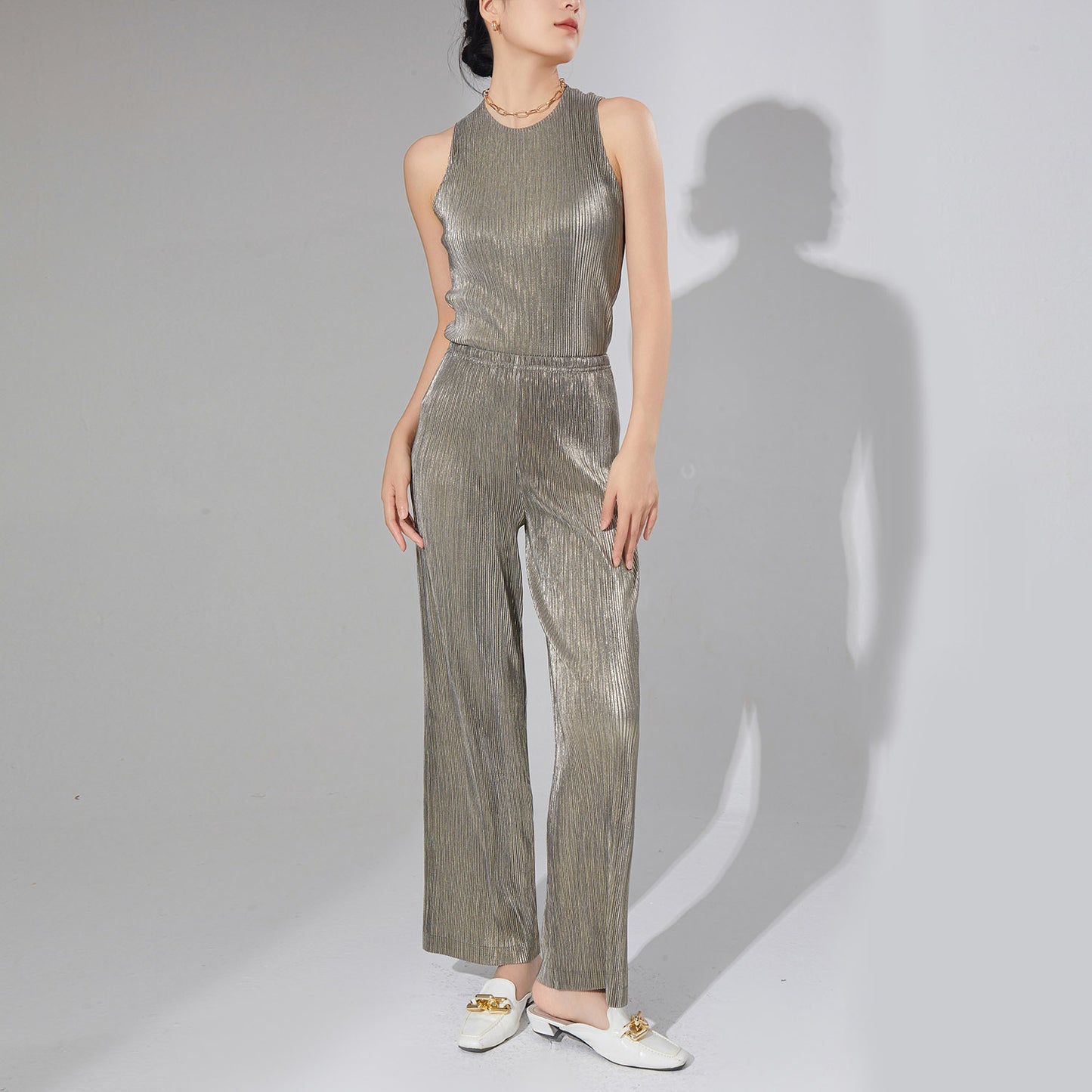 2025 women's clothing premium pleated two-piece set metal niche chic T-shirt top drape casual pants set