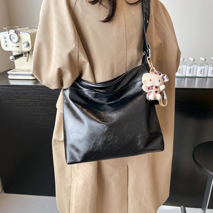 VLOVELAW 2025 Retro bag women's large capacity popular new casual versatile shoulder messenger bag niche work commuter tote bag