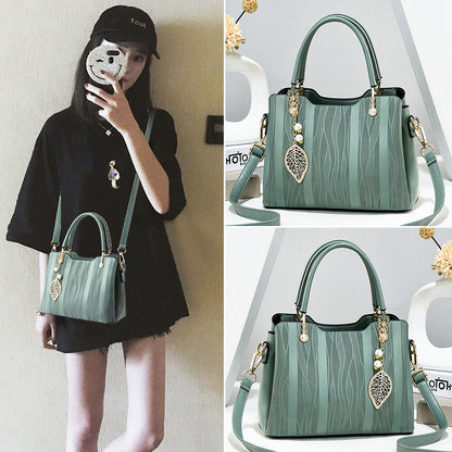VLOVELAW 2025 Factory popular new bag mother model women's handbag large capacity fashion shoulder bag women's bag one piece hair