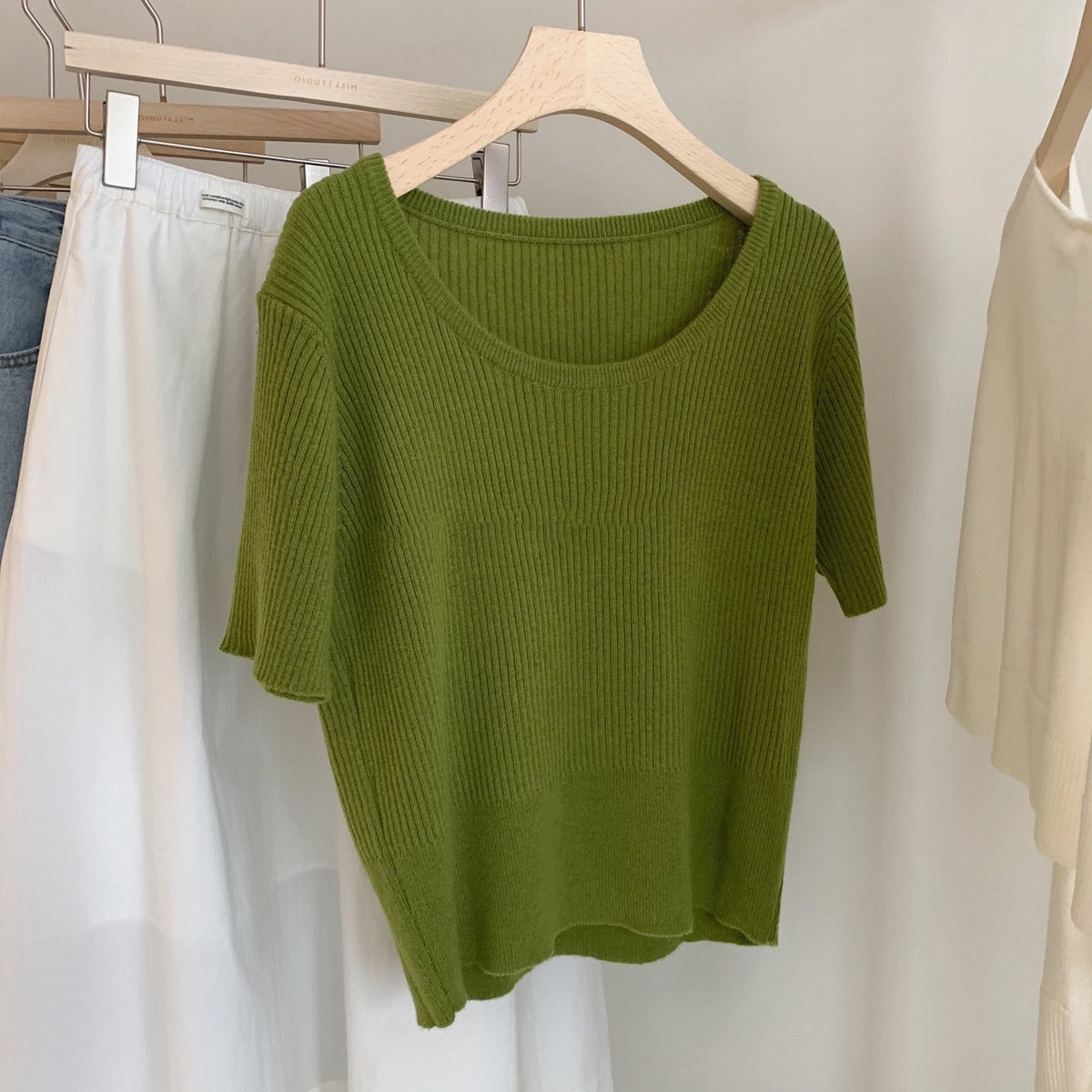 VLOVELAW Big Neckline Loose Linen Short-Sleeved T-shirt for Women Summer New off-Shoulder Korean Style round Neck Knitted Top for Women Gentle