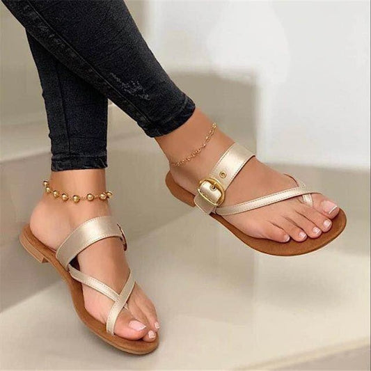 VLOVELAW  Cross-Border Foreign Trade Large Size Flat Bottom Flip-Flops Women's European and American Toe Covering Metal Belt Buckle Flat-Heeled Sandals Independent Station