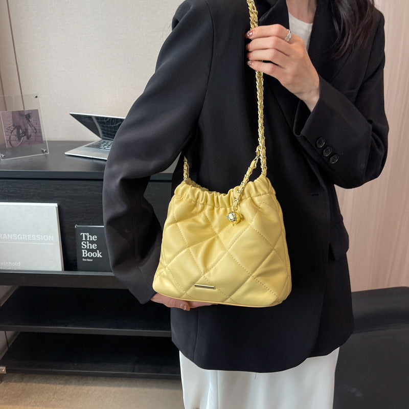 VLOVELAW 2025 Customized New explosive bags bags women's rhombus embroidery thread shoulder bucket bag high-end chain bag crossbody women's bag