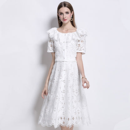 lace square neck ruffle leaf edge two-piece suit skirt, high sense, light and mature style, white top, half-length skirt.