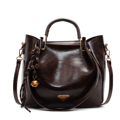 VLOVELAW 2025 Premium oil wax leather bag women's popular new trendy and versatile casual messenger bag commuter shoulder portable bucket bag
