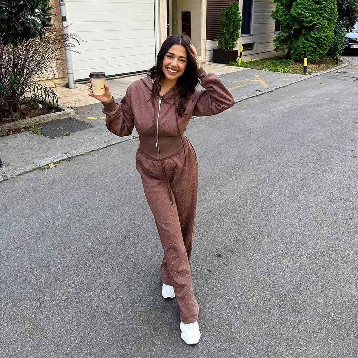 Popularan beautiful women's fashion waist open button hot diamond hooded sweater straight pants set design sense casual sportswear women