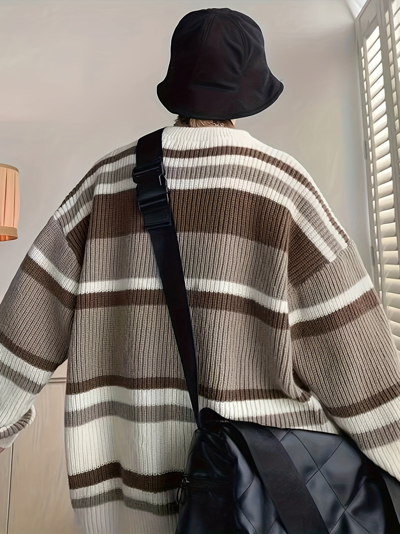 vlovelaw  Men's Stylish Vintage Style Color Matching Knitted Pullover, Casual Breathable Long Sleeve Crew Neck Top For City Walk Street Hanging Outdoor Activities