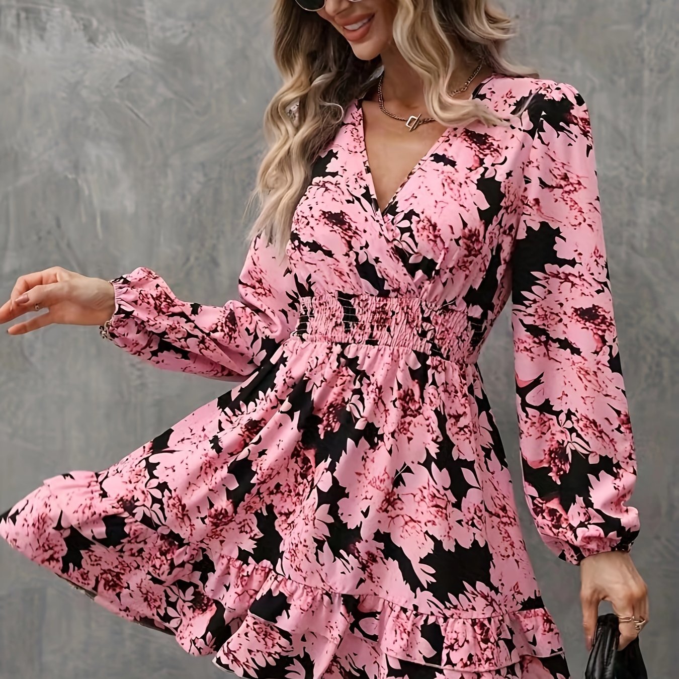 vlovelaw  Floral Print Lantern Sleeve Dress, Casual Surplice Neck Shirred Waist A-line Dress, Women's Clothing