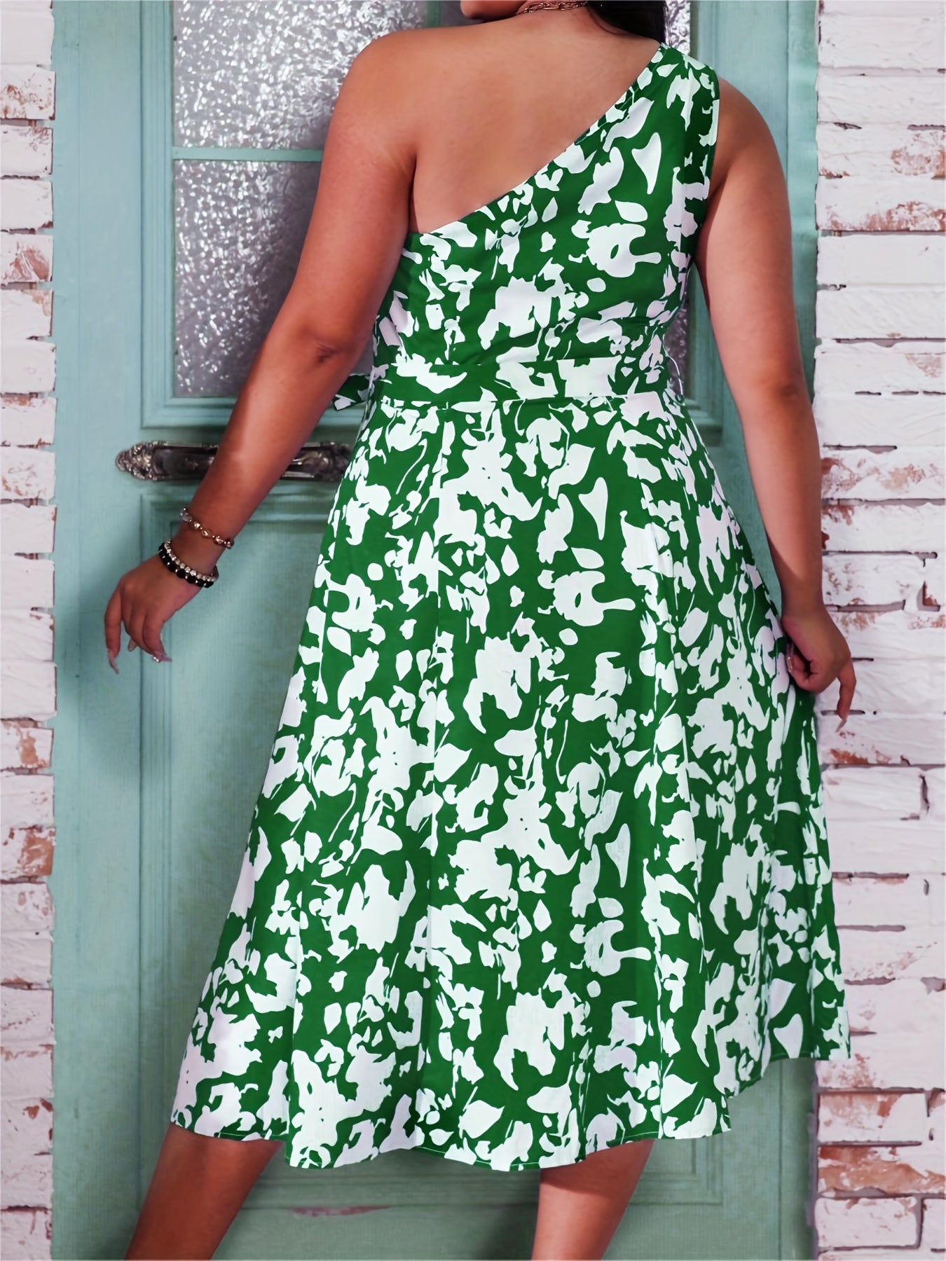 vlovelaw  Plus Size Elegant Dress, Women's Plus Geometric Print One Shoulder Split Hem Party Dress