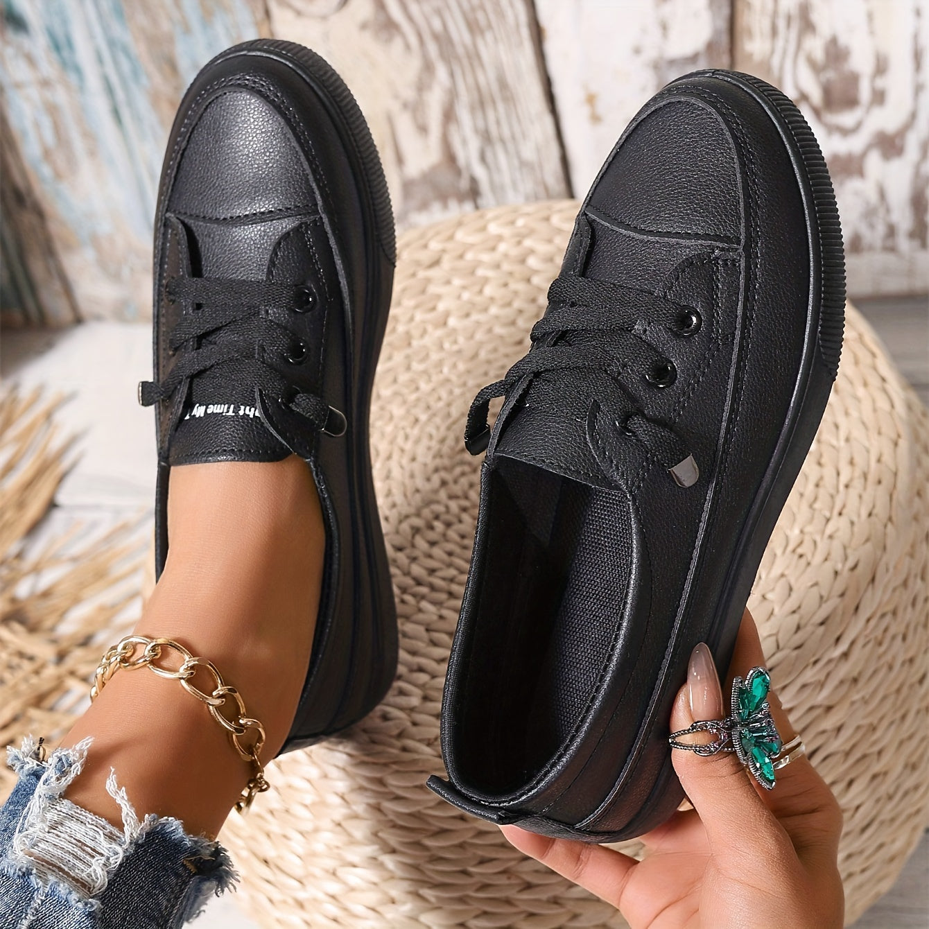 vlovelaw  Women's Slip On Sneakers, Casual Low Top Flat Skate Shoes, All-Match Whiter Trainers